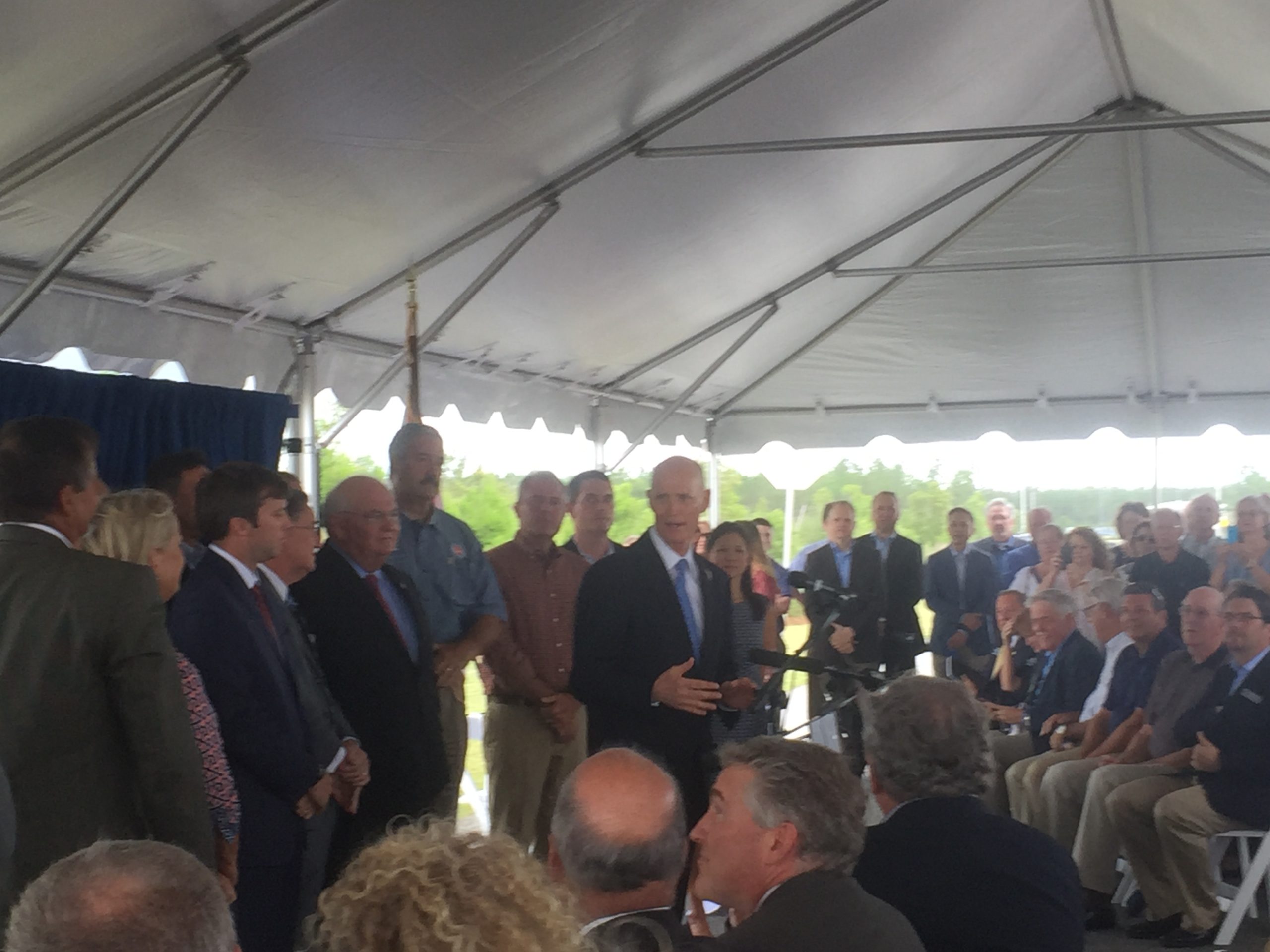 Governor Signs $1.5 B Triumph Fund Legislation